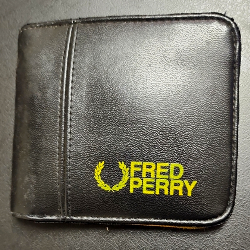 Fred Perry Black Card Holder with Yellow Logo